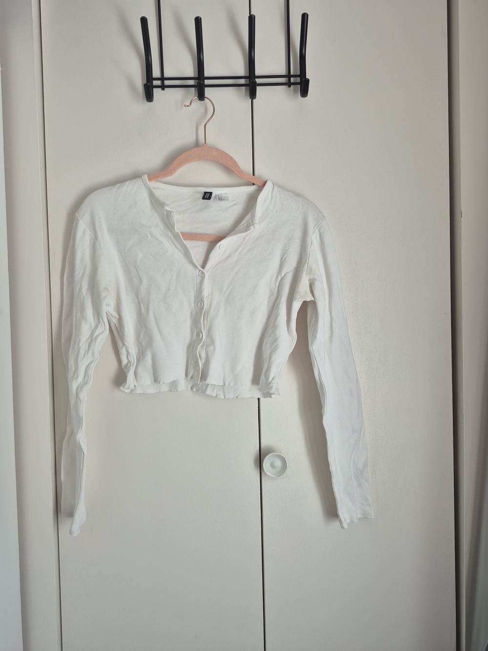 H&M White Cropped Button-Up Cardigan